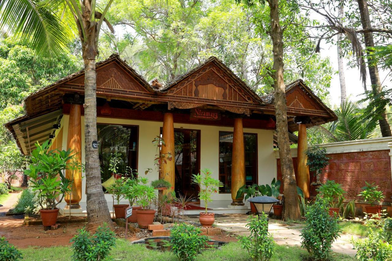 The Nattika Beach Resort Thrissur Exterior foto